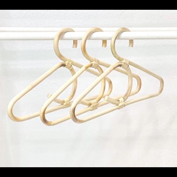 Set of 3 rattan kids hangers - Picture 2 of 3